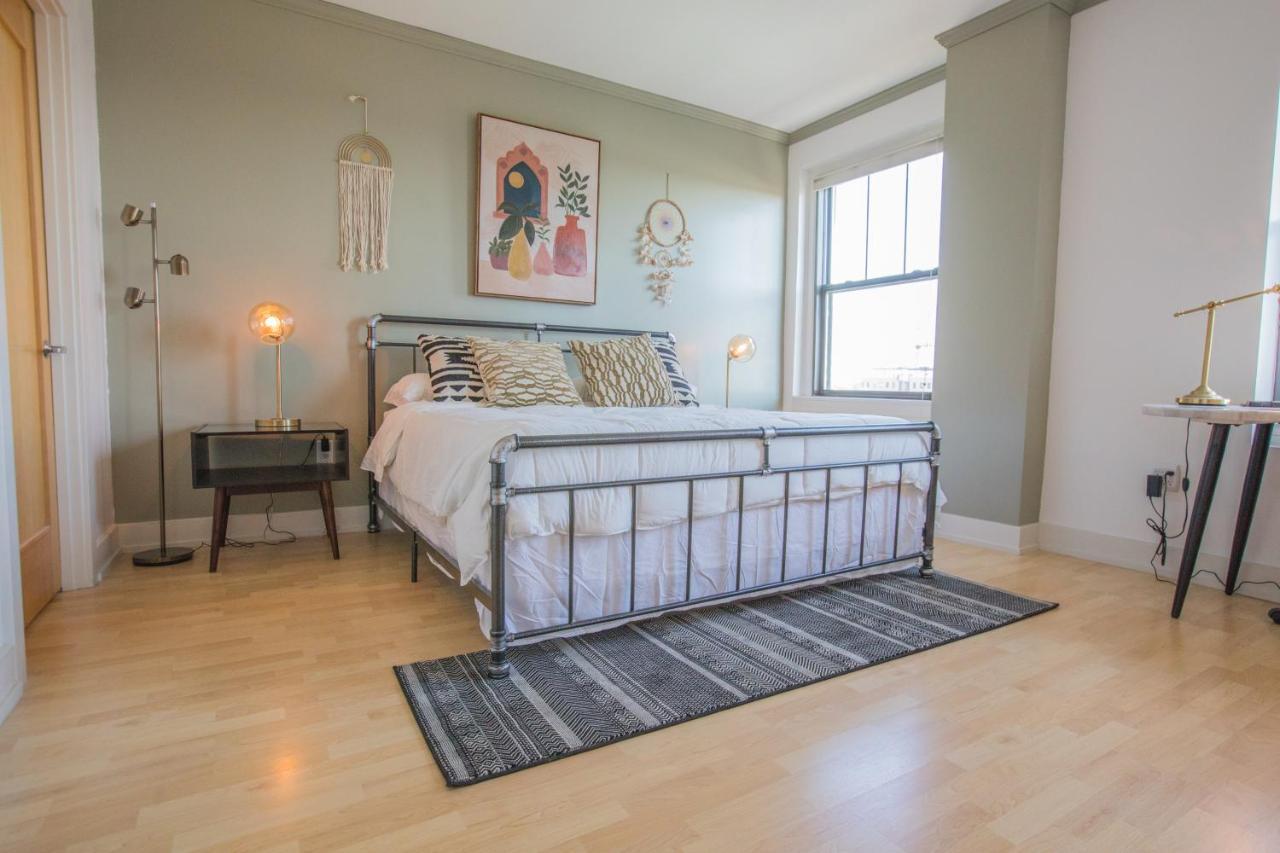 Designer Downtown Condo Suite - Splendid View Des Moines Exterior photo